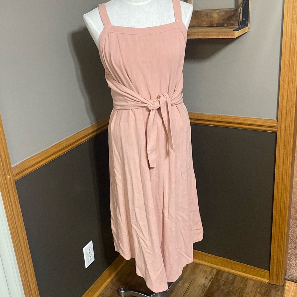 Doe & Rae dusty rose sleeveless waist wrap dress size M